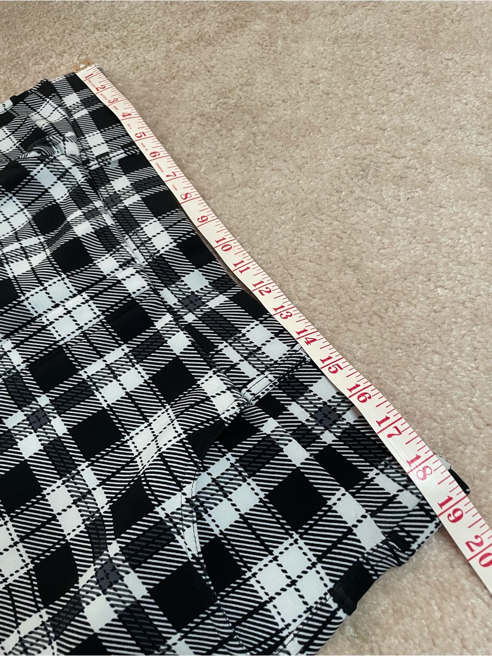 Bae City Black & White Plaid Thick Stretch Leggings — Size 3X - Picture 6 of 8